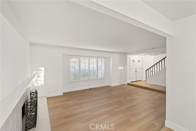 13711 Farmington Road, Tustin CA: https://media.crmls.org/medias/bbc69ead-edab-4c5f-ba75-6e75f5c43036.jpg