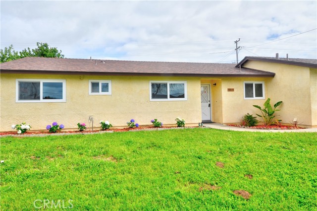 Detail Gallery Image 3 of 25 For 1215 Mira Flores Dr, Santa Maria,  CA 93455 - 4 Beds | 2 Baths