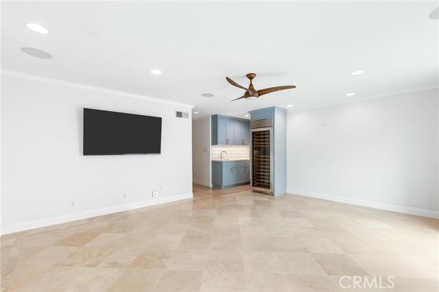 Detail Gallery Image 50 of 55 For 133 33rd St, Hermosa Beach,  CA 90254 - 4 Beds | 4/1 Baths