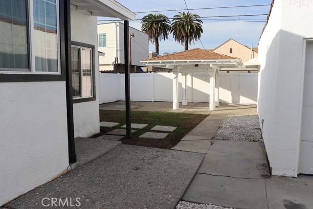 Detail Gallery Image 25 of 75 For 1917 W 74th, Los Angeles,  CA 90047 - 4 Beds | 3 Baths