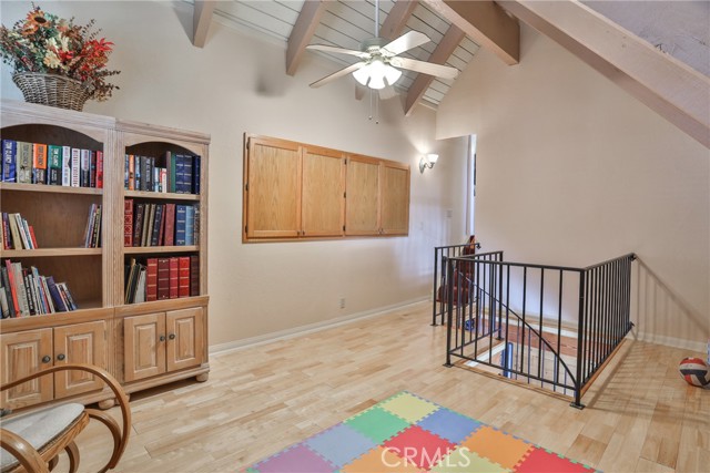 Detail Gallery Image 45 of 65 For 27720 St Bernard Ln, Lake Arrowhead,  CA 92352 - 4 Beds | 3 Baths