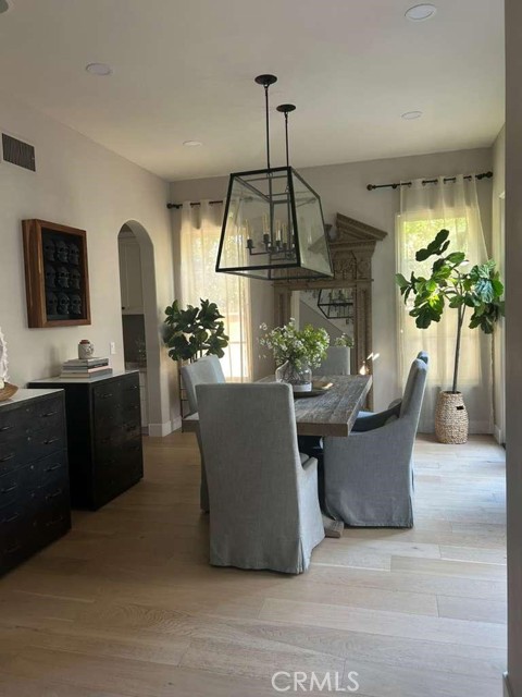 Detail Gallery Image 3 of 22 For 5012 Seagrove, San Diego,  CA 92130 - 4 Beds | 3/1 Baths