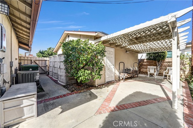 Detail Gallery Image 25 of 25 For 5906 Colbath, Valley Glen,  CA 91401 - 3 Beds | 2 Baths