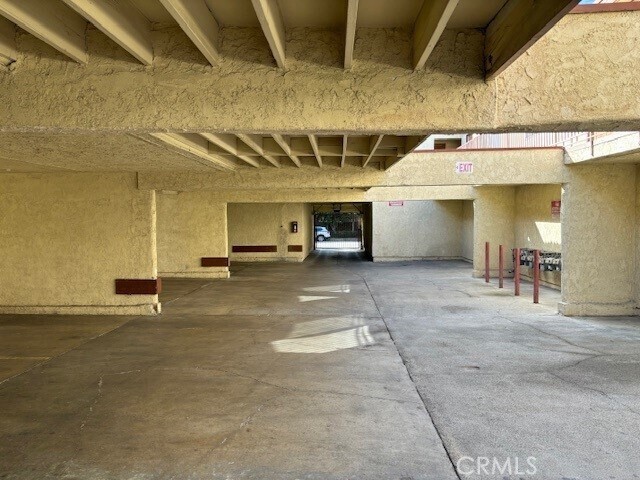 Detail Gallery Image 5 of 6 For 717 N Garfield St, Santa Ana,  CA 92701 - – Beds | – Baths