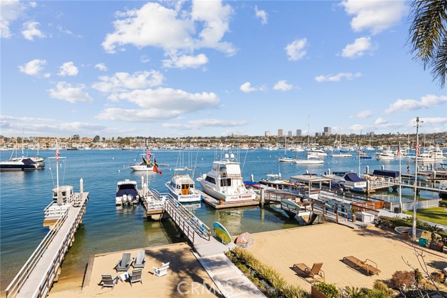 Detail Gallery Image 31 of 32 For 1509 E Bay Ave, Newport Beach,  CA 92661 - 4 Beds | 4/1 Baths