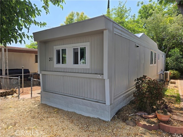 1047 14th Street, Oroville CA: https://media.crmls.org/medias/bbcd21fe-79c8-45d5-b537-29b60e4e66a1.jpg