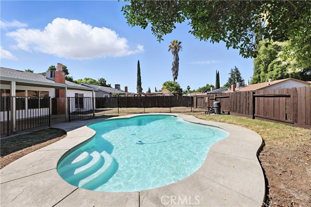 3537 Trinity Court, Merced CA: https://media.crmls.org/medias/bbce0d5b-bccf-418c-a2bb-873a19d1726b.jpg