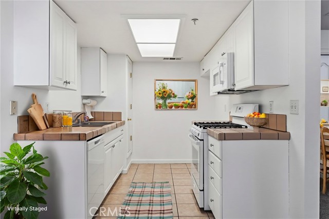 Detail Gallery Image 11 of 31 For 40501 Road 222 #105,  Bass Lake,  CA 93604 - 2 Beds | 2 Baths