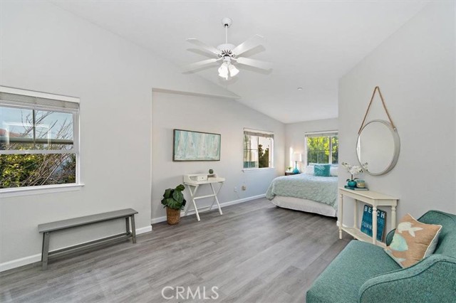 Detail Gallery Image 10 of 17 For 630 Meyer Ln #D,  Redondo Beach,  CA 90278 - 3 Beds | 2/1 Baths