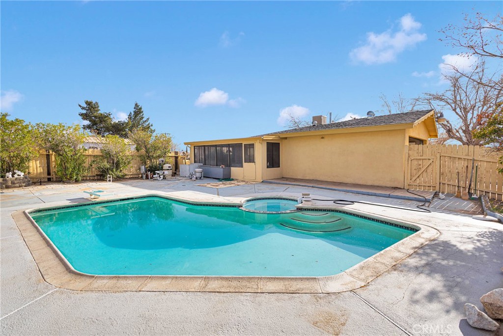 15539 Topango Rd.
