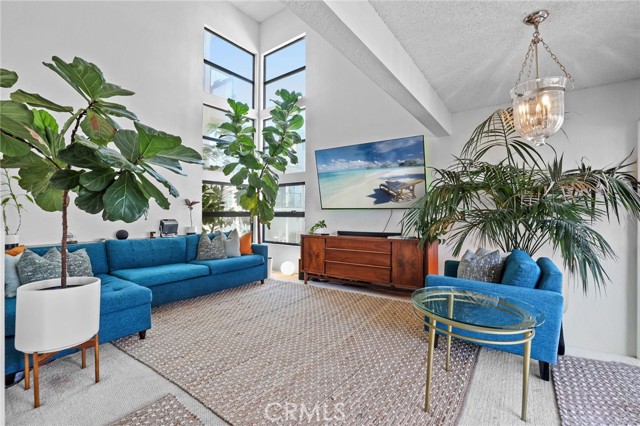 Detail Gallery Image 6 of 57 For 64 59th Pl, Long Beach,  CA 90803 - – Beds | – Baths