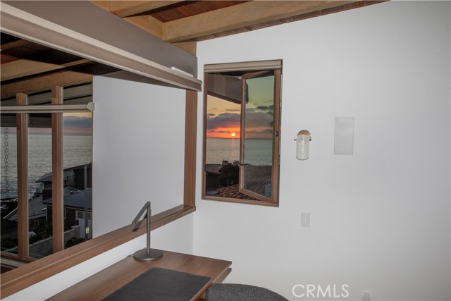 Detail Gallery Image 36 of 42 For 1944 Ocean Way, Laguna Beach,  CA 92651 - 3 Beds | 3/1 Baths