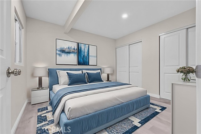 Front Image Thumbnail for CRWS25251422