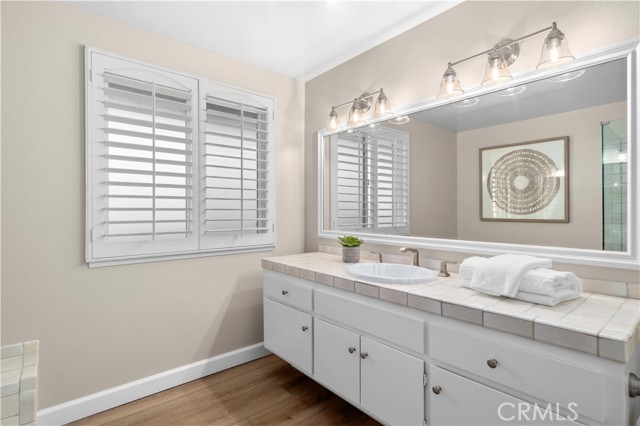 Detail Gallery Image 25 of 34 For 31 Carmel Bay Dr, Corona Del Mar,  CA 92625 - 4 Beds | 2/1 Baths