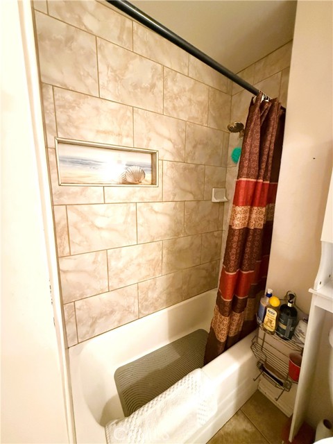 Detail Gallery Image 17 of 40 For 1320 White Ln, Bakersfield,  CA 93307 - 4 Beds | 2 Baths
