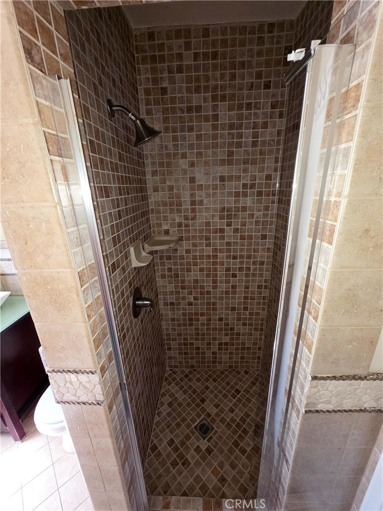 https://media.crmls.org/medias/bbd158d7-f813-456e-8f11-072e784136b4.jpg?preset=X-Large
