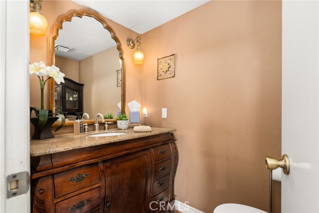 Detail Gallery Image 17 of 44 For 19422 Totem Ct, Riverside,  CA 92508 - 3 Beds | 2/1 Baths