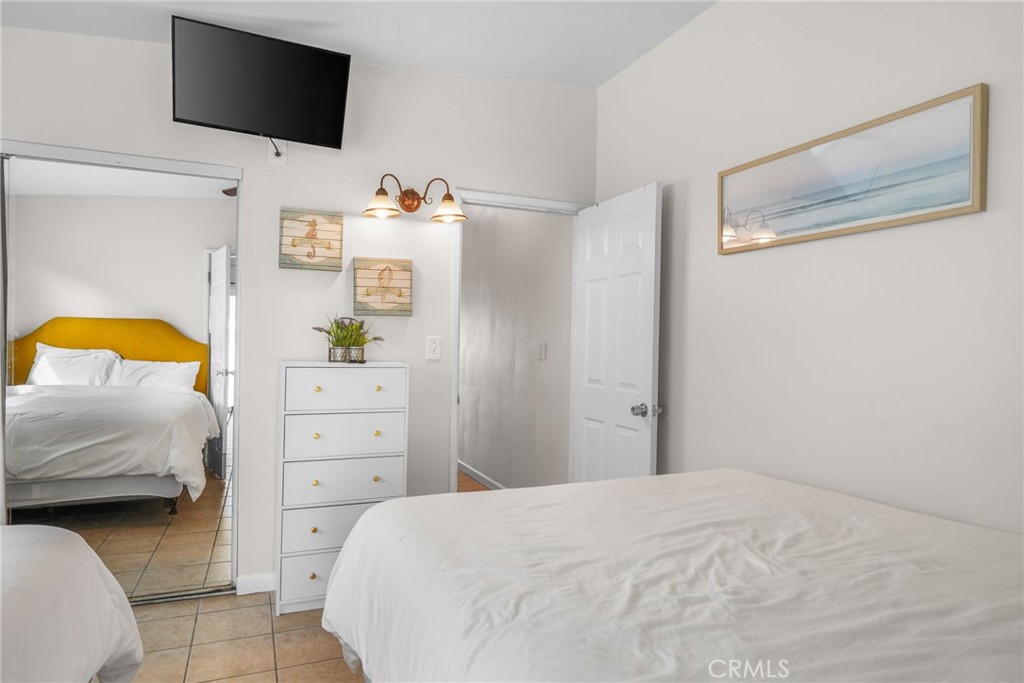 MLS #OC25132229 image #28