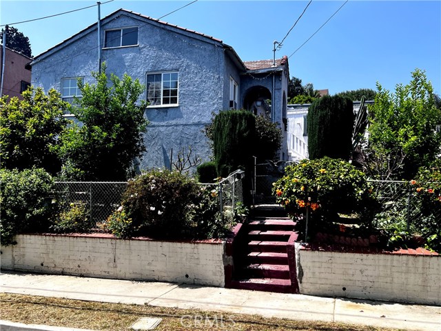 Detail Gallery Image 1 of 17 For 5125 Granada St, Los Angeles,  CA 90042 - 4 Beds | 2 Baths