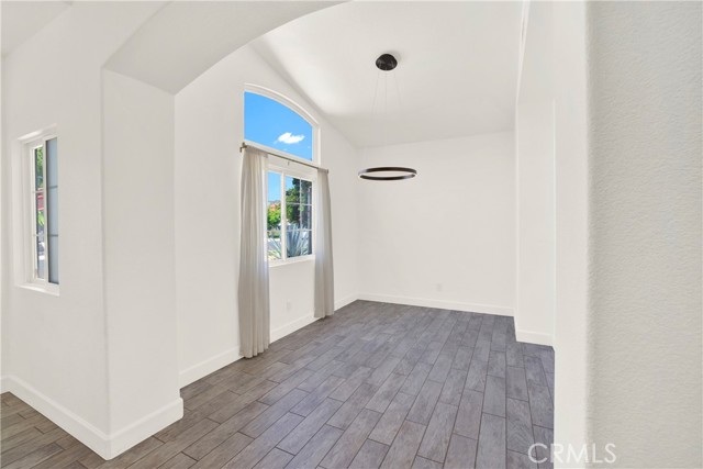 Detail Gallery Image 6 of 41 For 32675 Hislop Way, Temecula,  CA 92592 - 4 Beds | 2 Baths