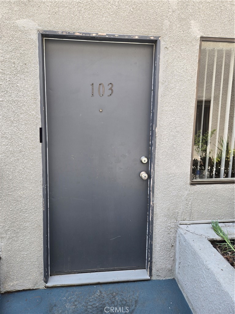 618 W Dryden Street #103