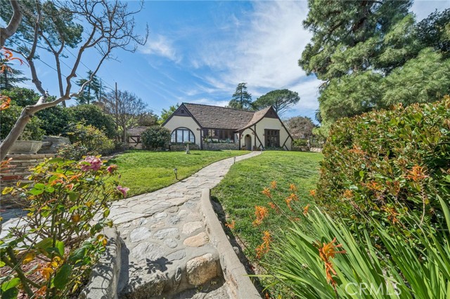 Front Image Thumbnail for CRSR26049670