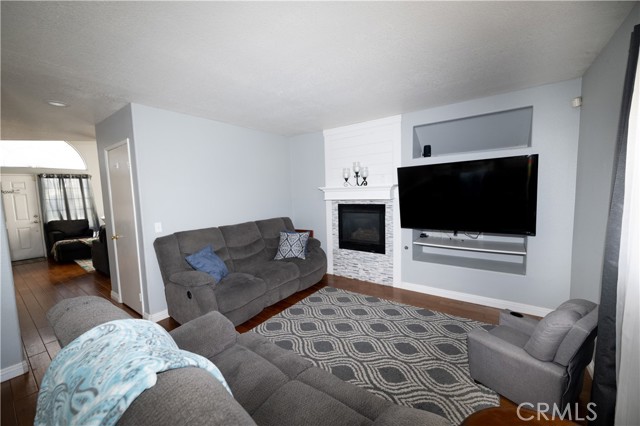 Detail Gallery Image 18 of 26 For 1521 Susan St, Beaumont,  CA 92223 - 4 Beds | 3 Baths