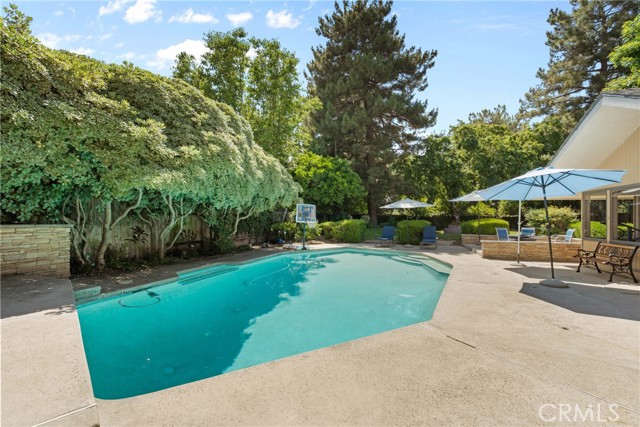 Detail Gallery Image 46 of 60 For 7805 Buena Tierra Ct, Bakersfield,  CA 93309 - 4 Beds | 4 Baths