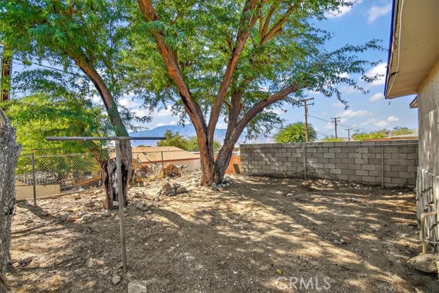 Detail Gallery Image 25 of 26 For 66229 4th St, Desert Hot Springs,  CA 92240 - 5 Beds | 3 Baths