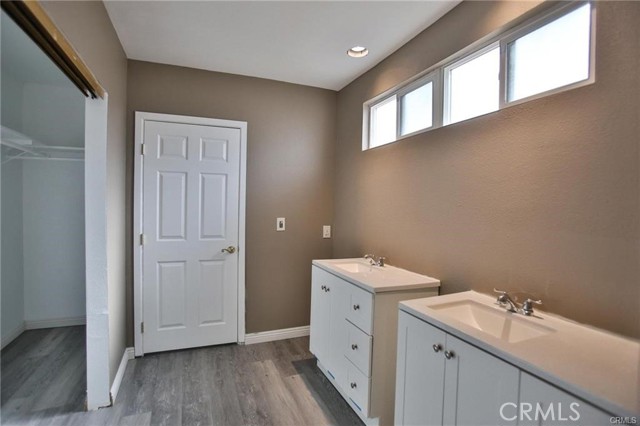 Detail Gallery Image 14 of 25 For 670 Crenshaw, Los Angeles,  CA 90005 - 8 Beds | 5 Baths