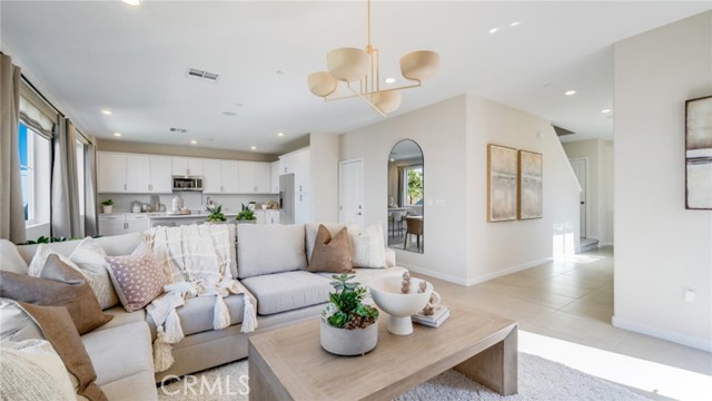 Detail Gallery Image 8 of 24 For 31547 Cobalite Dr, Winchester,  CA 92596 - 3 Beds | 2/1 Baths