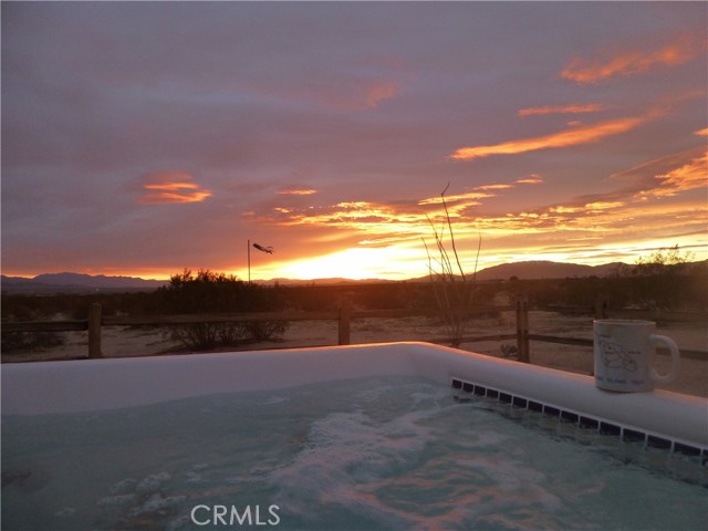 3475 Canyon Road, 29 Palms CA: https://media.crmls.org/medias/bbd5a34c-1293-47cd-ad95-a108e583a5c5.jpg
