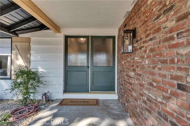 Detail Gallery Image 6 of 38 For 1076 Westbrook St, Corona,  CA 92878 - 4 Beds | 2/1 Baths