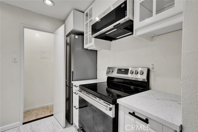 Detail Gallery Image 9 of 32 For 7890 E Spring St 11k,  Long Beach,  CA 90815 - 1 Beds | 1 Baths