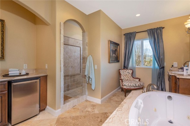 Detail Gallery Image 41 of 70 For 43242 Mayberry Ave., Hemet,  CA 92544 - 5 Beds | 5/1 Baths