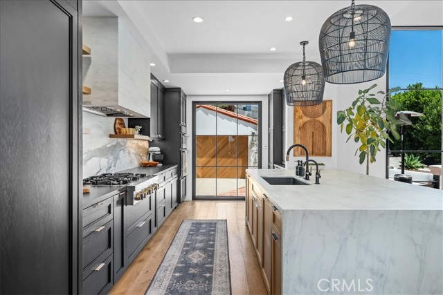 554 S Helberta Avenue, Redondo Beach CA: https://media.crmls.org/medias/bbd5ed04-4f72-41e5-8395-30dbe81f14ab.jpg