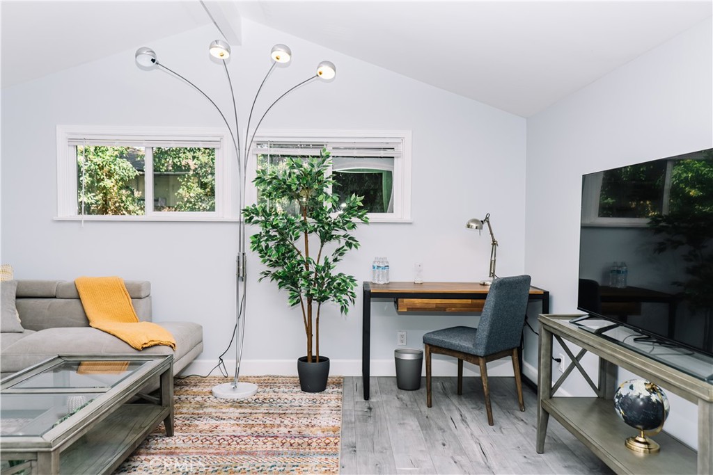 1058 ALLEN AVE A, Glendale, CA 91201