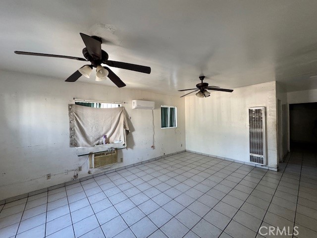 Detail Gallery Image 7 of 11 For 2712 California St, Huntington Park,  CA 90255 - 6 Beds | 4 Baths