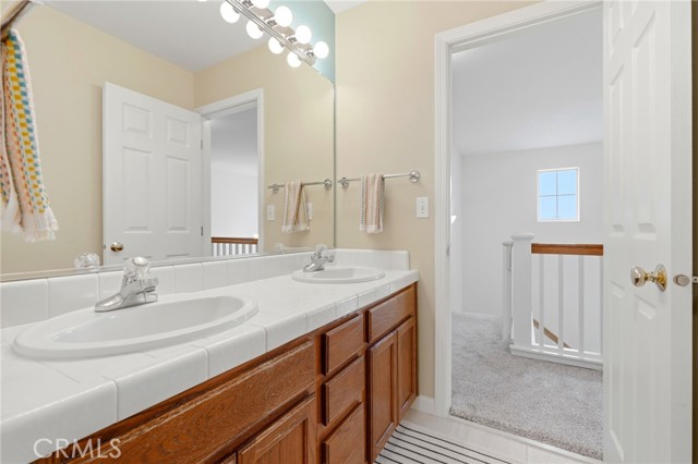 Detail Gallery Image 42 of 56 For 903 W Sandstone Ct, Hanford,  CA 93230 - 4 Beds | 3 Baths