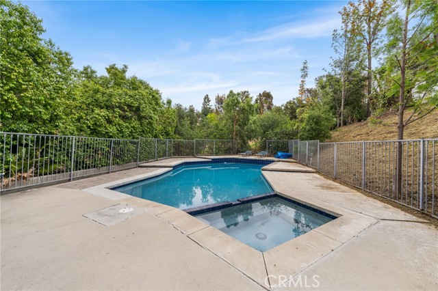 Detail Gallery Image 27 of 35 For 1503 Kensing Ln, North Tustin,  CA 92705 - 5 Beds | 4 Baths