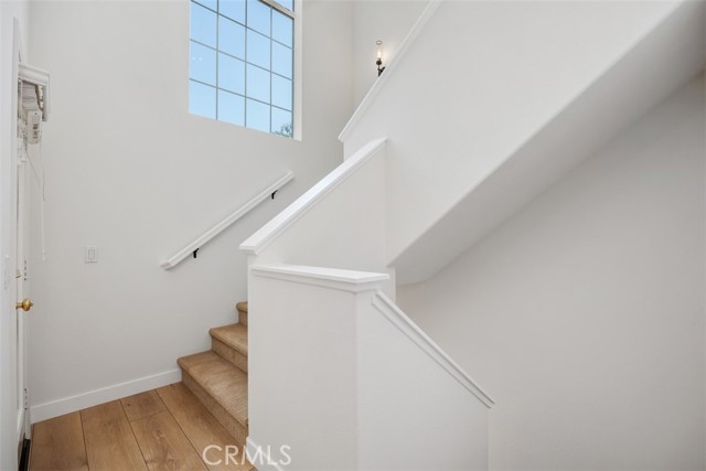 6267 Via Trato, Carlsbad CA: https://media.crmls.org/medias/bbd8d4d4-a8e7-4896-ae52-c4b9fe01c3cf.jpg