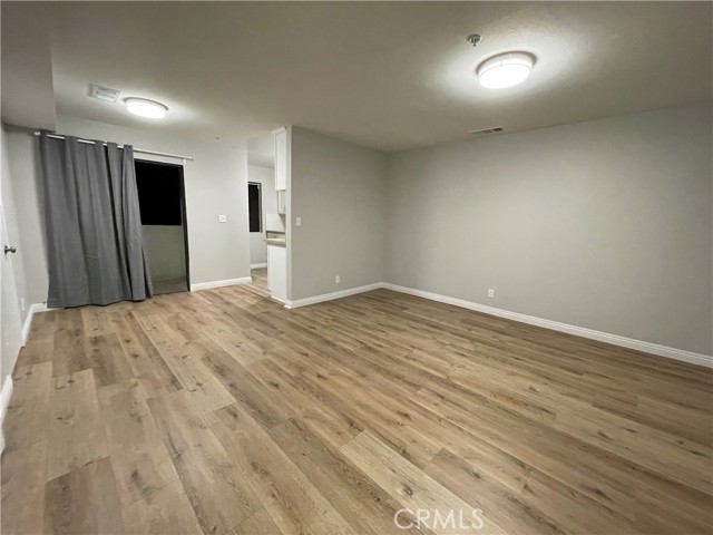 225 N Marguerita Unit: E