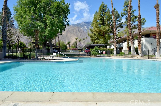 Detail Gallery Image 13 of 19 For 550 N Villa Ct #117,  Palm Springs,  CA 92262 - 1 Beds | 1 Baths
