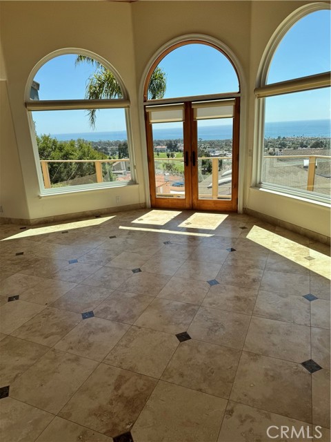 Detail Gallery Image 23 of 30 For 2131 Entrada Paraiso, San Clemente,  CA 92672 - 6 Beds | 5/1 Baths