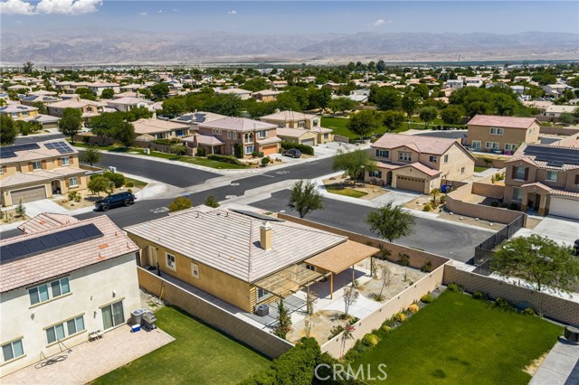 84457 Raphael Way, Coachella CA: https://media.crmls.org/medias/bbdbbfd7-c543-4de4-895c-43b6860082a2.jpg