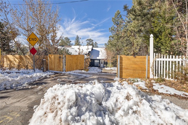 Detail Gallery Image 49 of 50 For 986 Feather Mountain Dr, Big Bear City,  CA 92314 - 3 Beds | 2 Baths