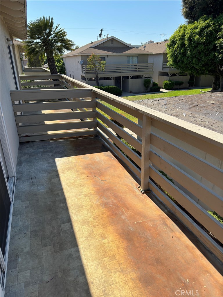 MLS #OC25241654 image #11