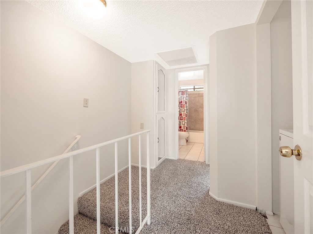 851 E 9th Street 205