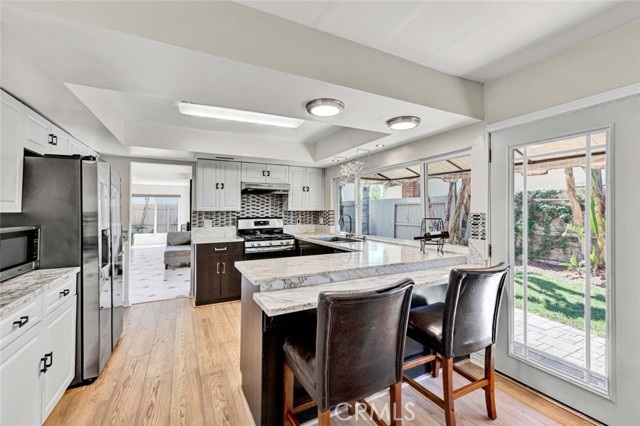 Detail Gallery Image 11 of 45 For 22702 Islamare, Lake Forest,  CA 92630 - 4 Beds | 2/1 Baths