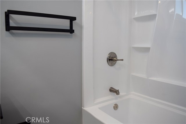 Detail Gallery Image 28 of 30 For 21317 Costanso St, Woodland Hills,  CA 91364 - 1 Beds | 1 Baths